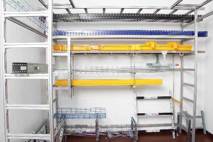 铝合金阳极氧化无孔托盘100*100*1.5T